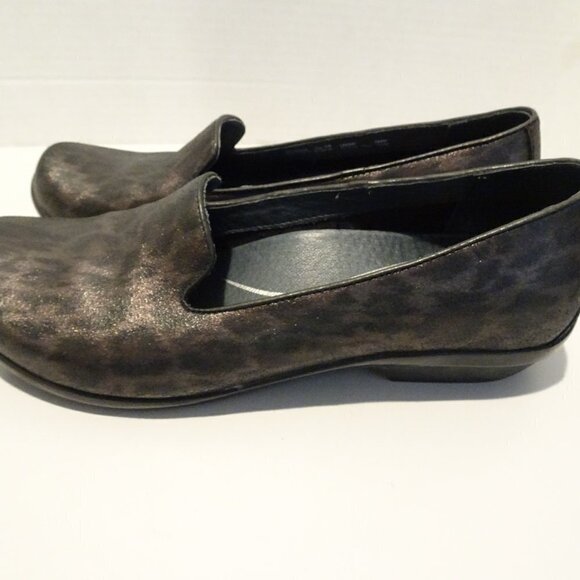DANSKO Leopard Print Flats Shoes Olivia Size 39 EU 8.5 US Leather - Picture 2 of 7